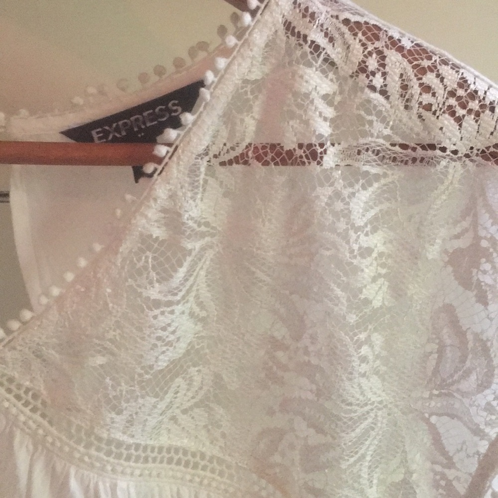 Express blouse ✨ - Picture 3 of 5